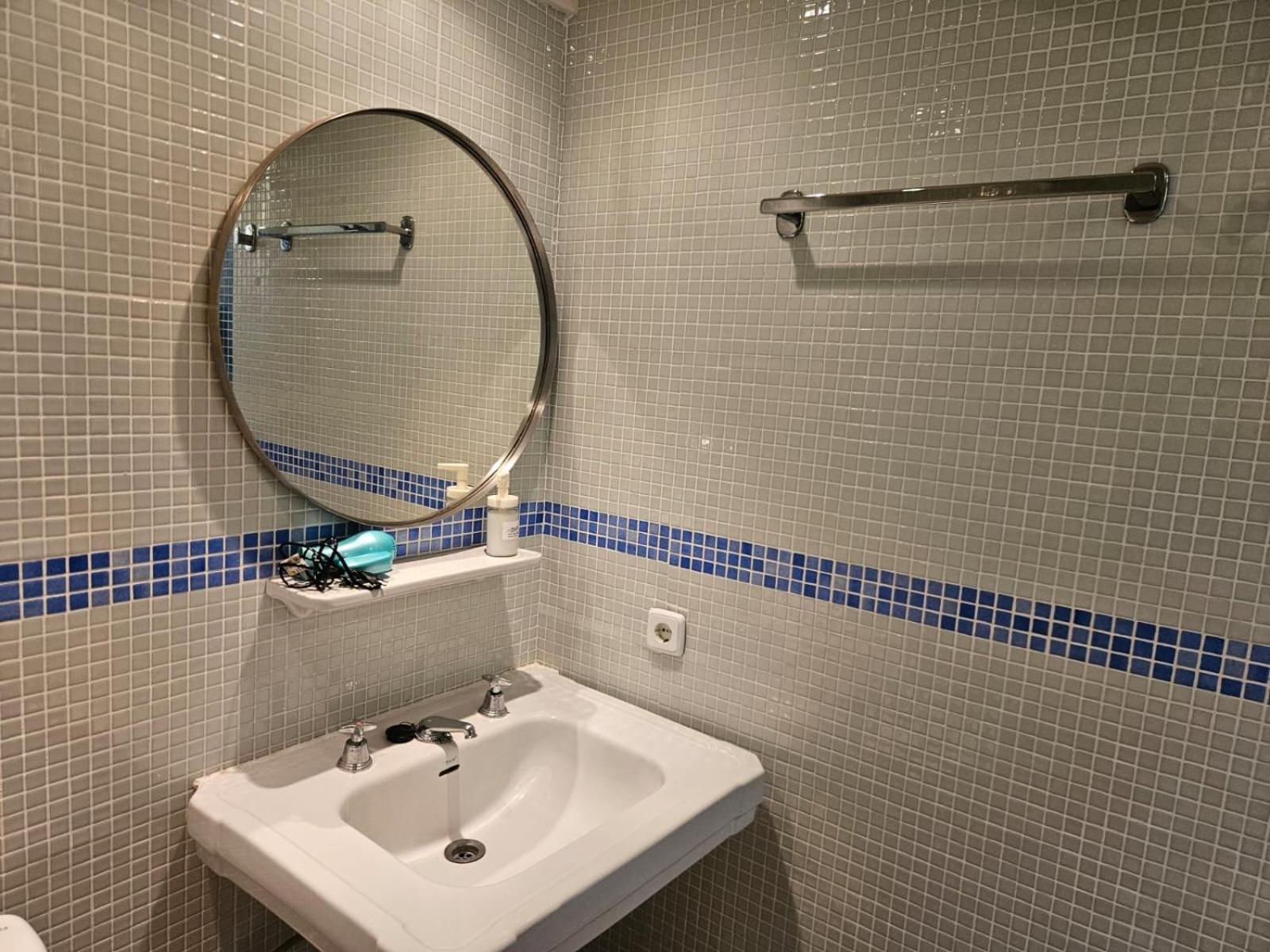La Roqueta Hotel Тосса-де-Мар Экстерьер фото